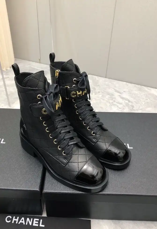 hype Chanel Boots