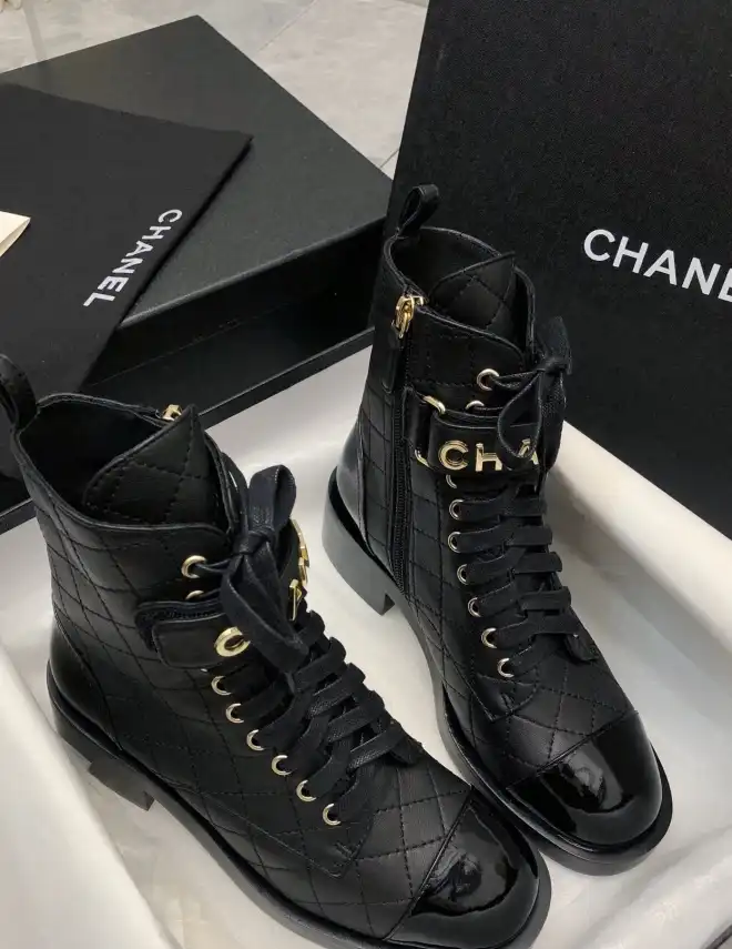 hype Chanel Boots