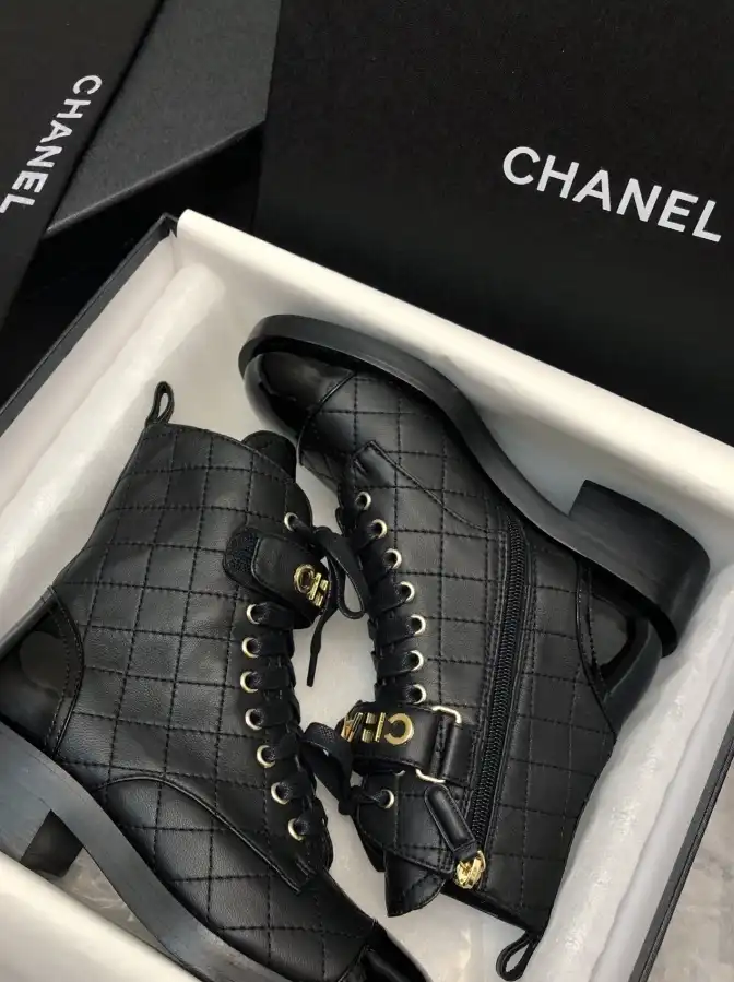 hype Chanel Boots