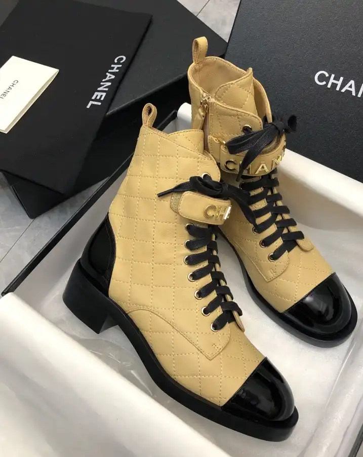 hype Chanel Boots