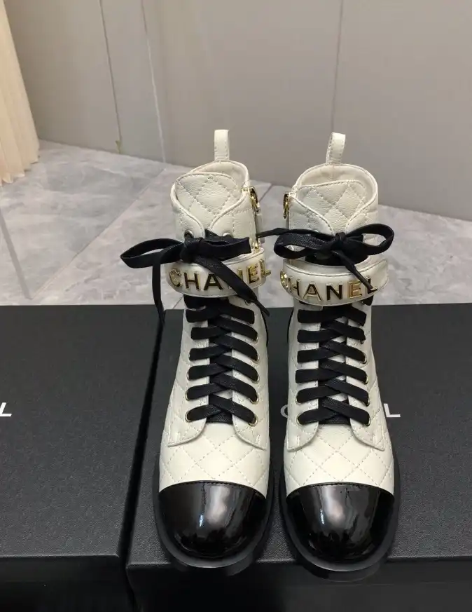 hype Chanel Boots