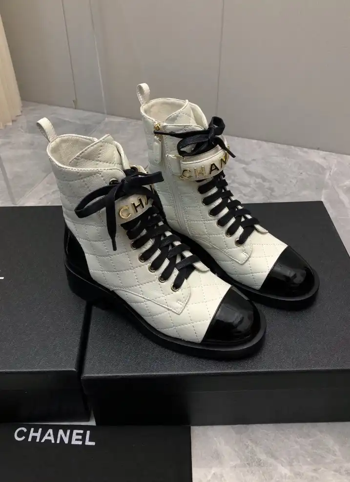 hype Chanel Boots