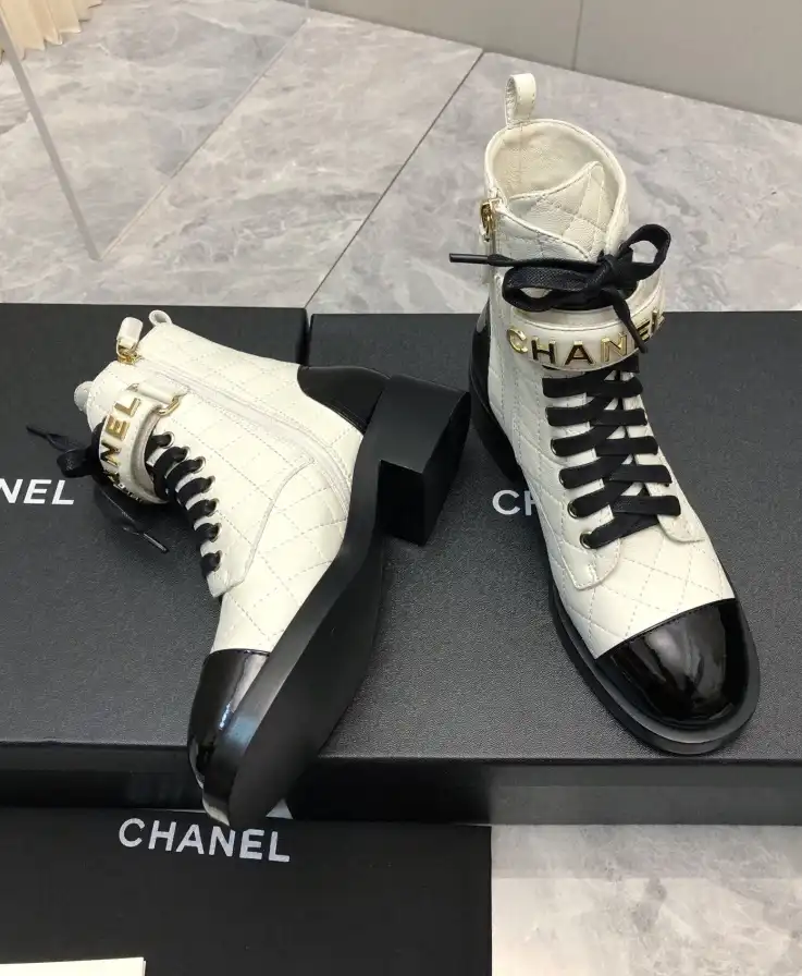 hype Chanel Boots