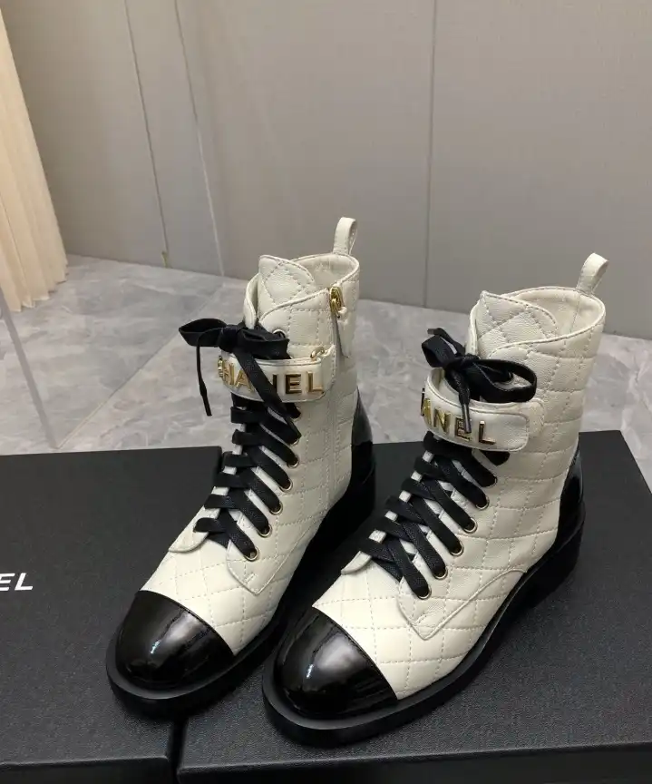 hype Chanel Boots