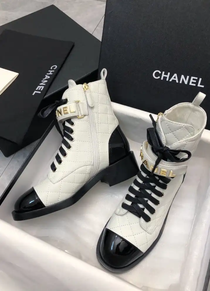 hype Chanel Boots