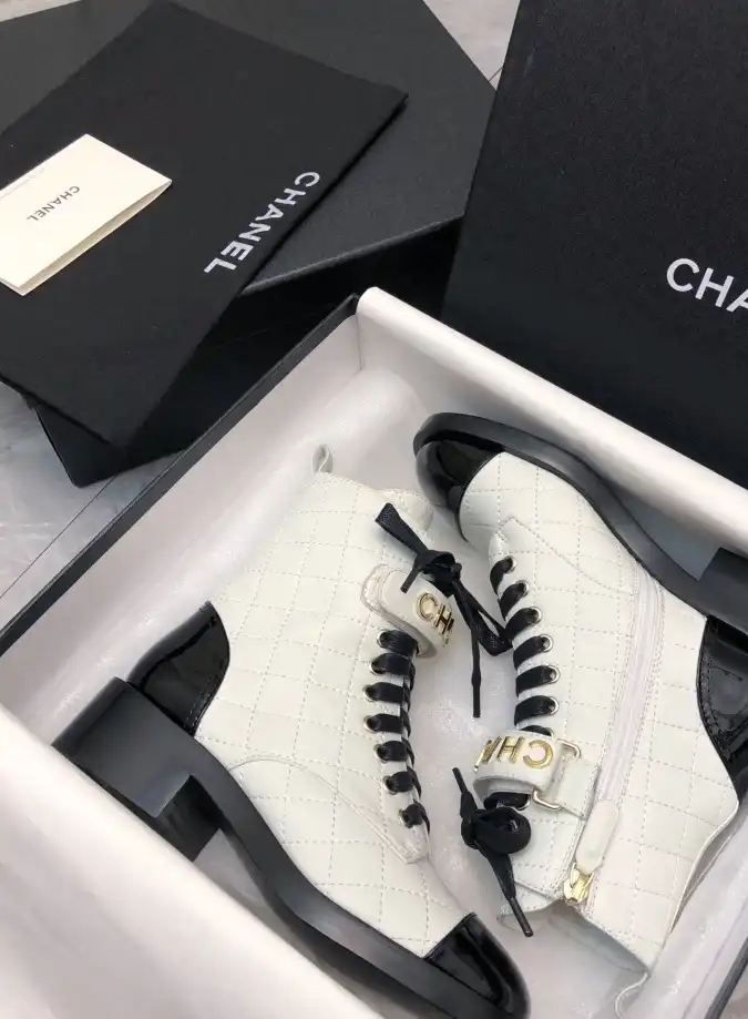 hype Chanel Boots