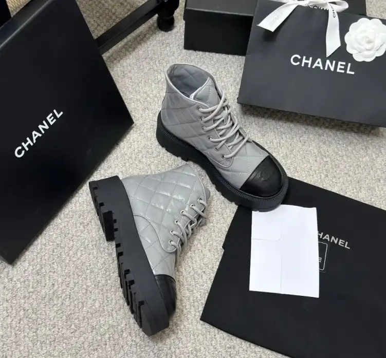 hype Chanel Boots