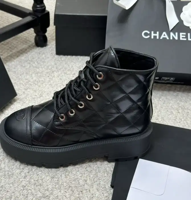 hype Chanel Boots