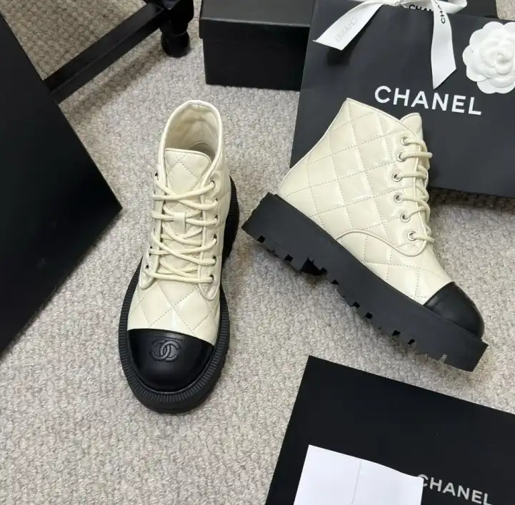 hype Chanel Boots