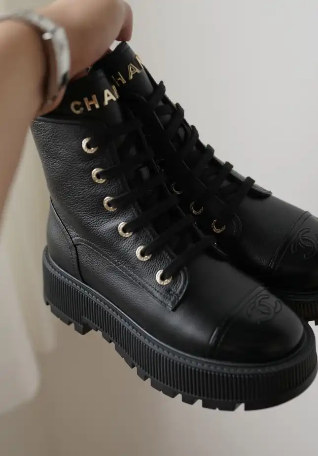 hype Chanel Boots