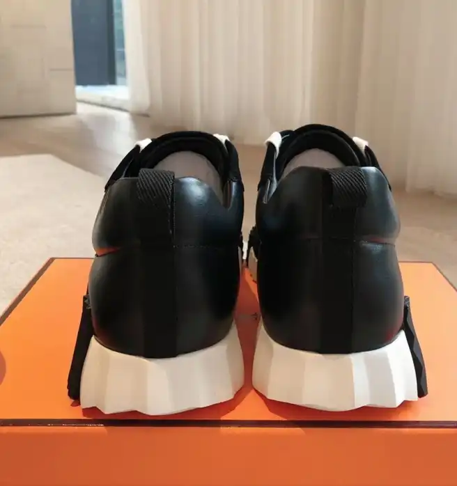 hype Hermes Casual Shoes