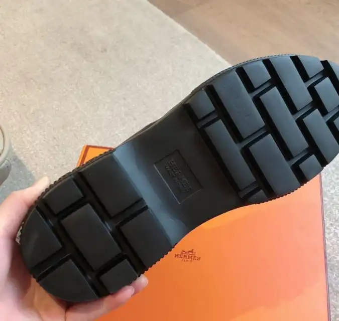 hype Hermes Boots