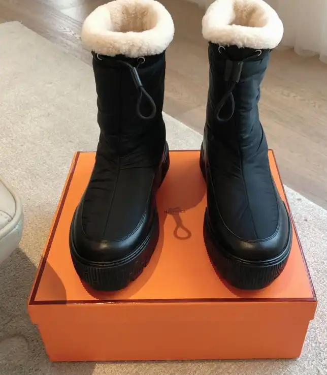 hype Hermes Boots