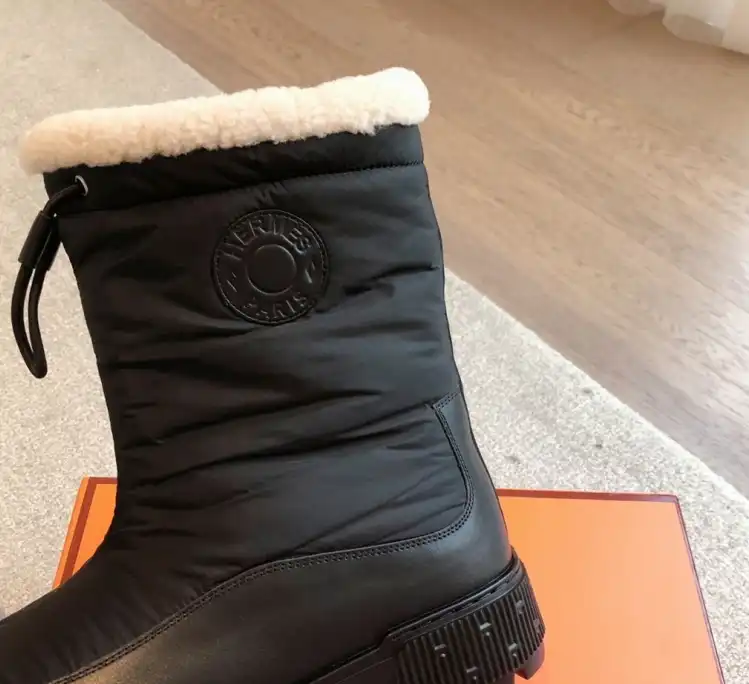 hype Hermes Boots