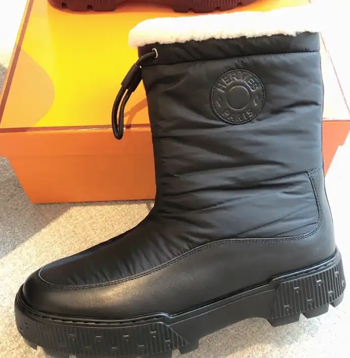 hype Hermes Boots