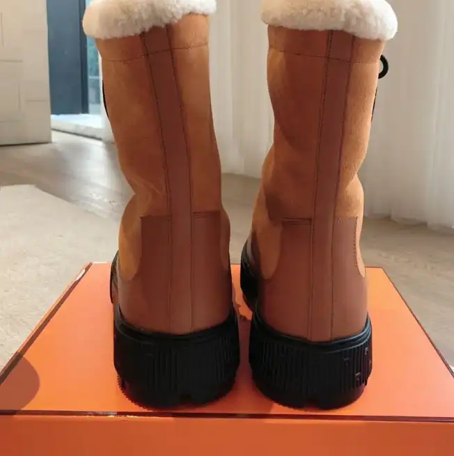 hype Hermes Boots