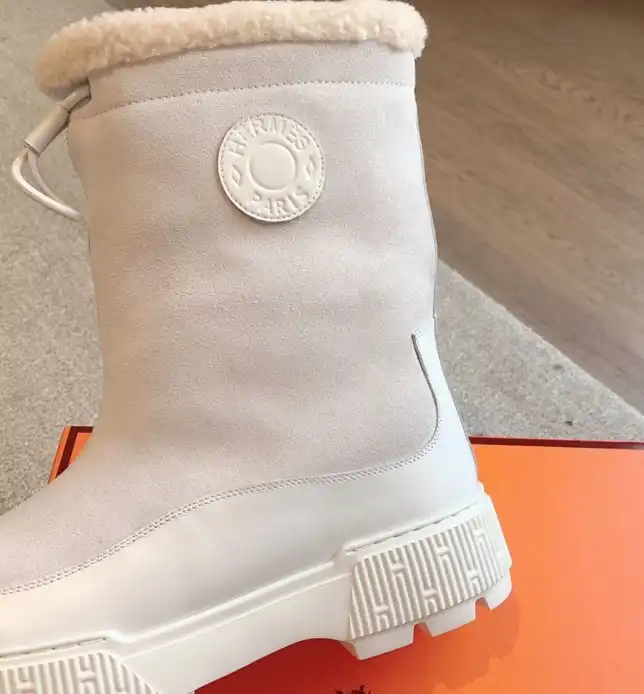 hype Hermes Boots