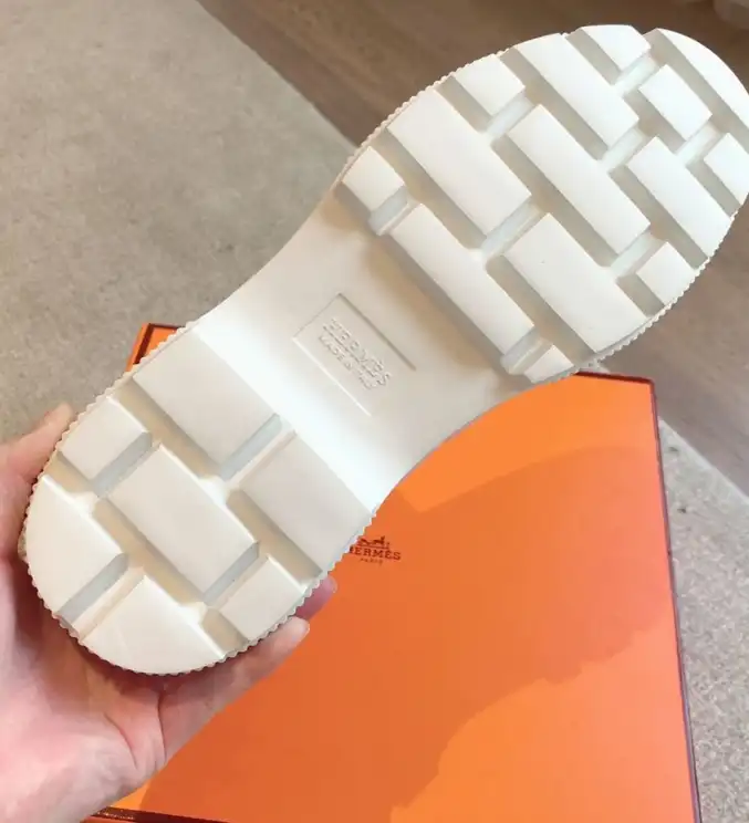 hype Hermes Boots