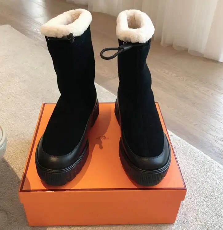 hype Hermes Boots