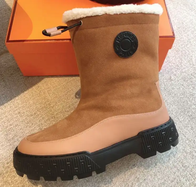 hype Hermes Boots