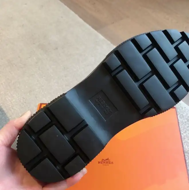 hype Hermes Boots