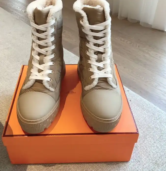 hype Hermes Boots