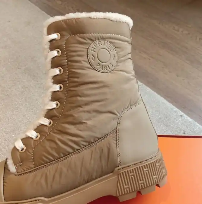 hype Hermes Boots