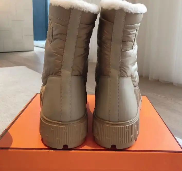 hype Hermes Boots