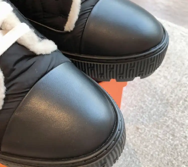 hype Hermes Boots