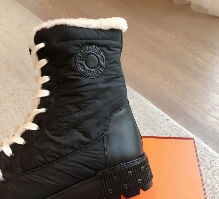 hype Hermes Boots