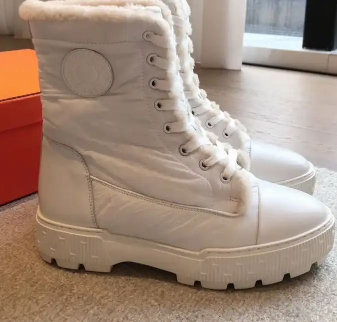 hype Hermes Boots