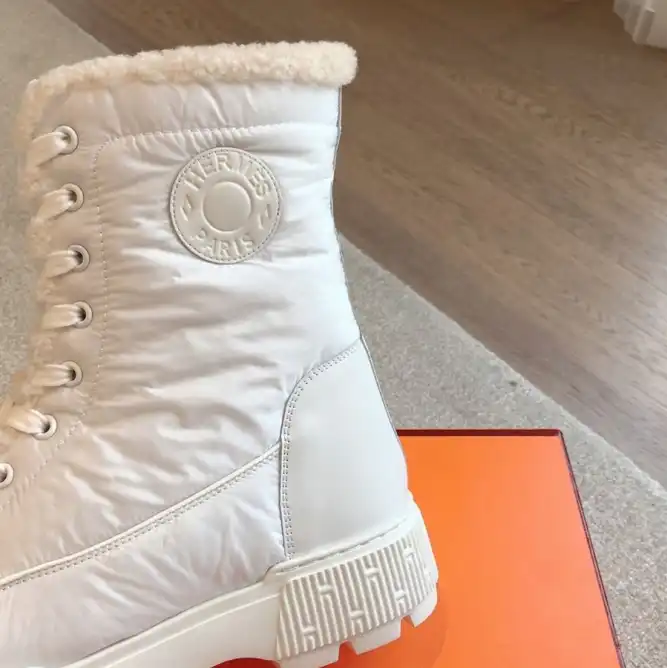 hype Hermes Boots