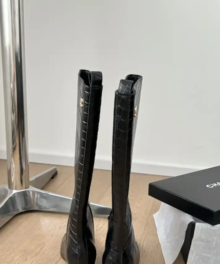 hype Chanel Boots