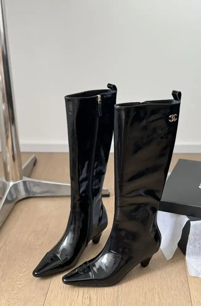 hype Chanel Boots