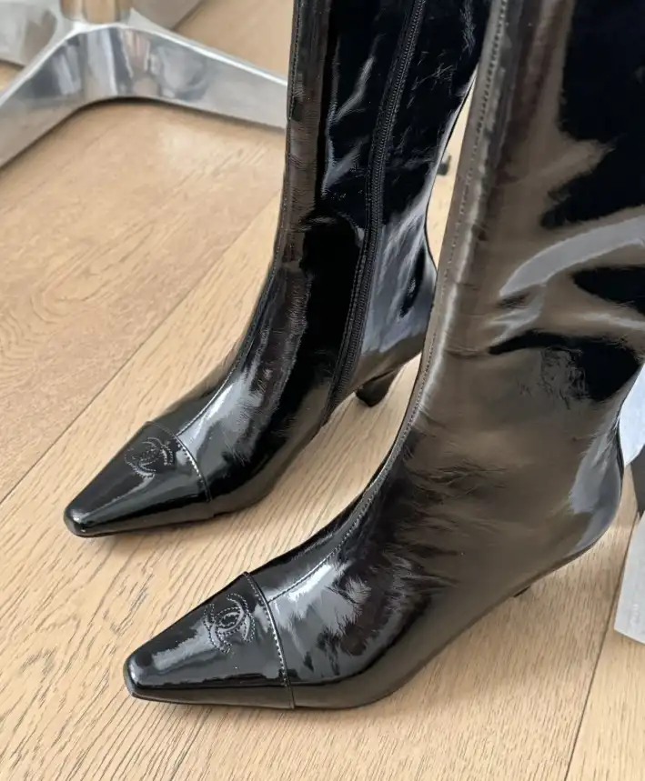 hype Chanel Boots