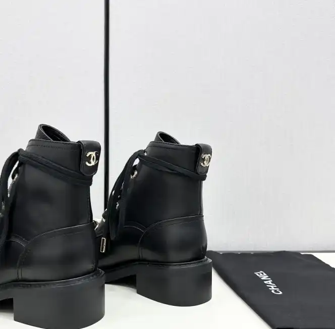 hype Chanel Boots