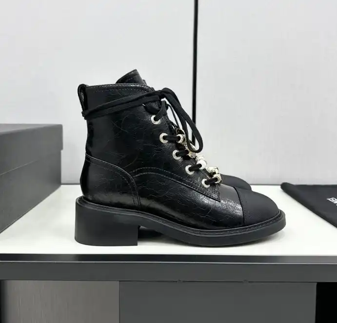 hype Chanel Boots