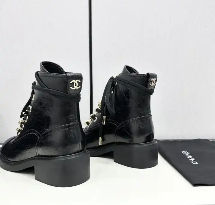 hype Chanel Boots