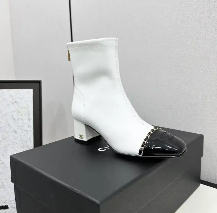 hype Chanel Boots