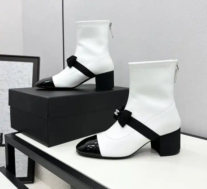 hype Chanel Boots