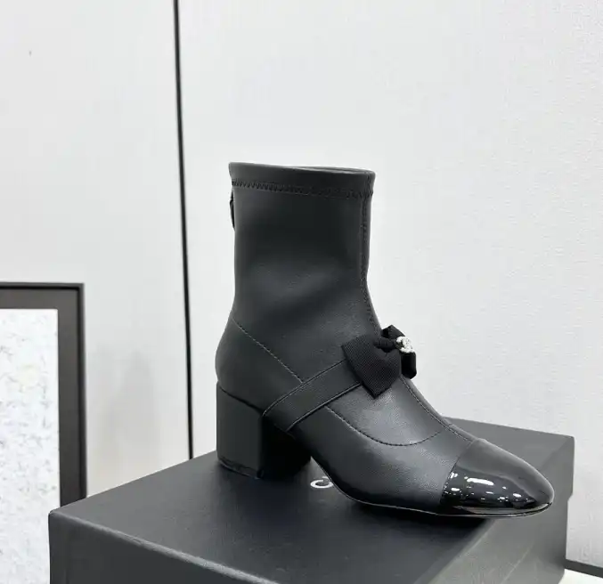 hype Chanel Boots