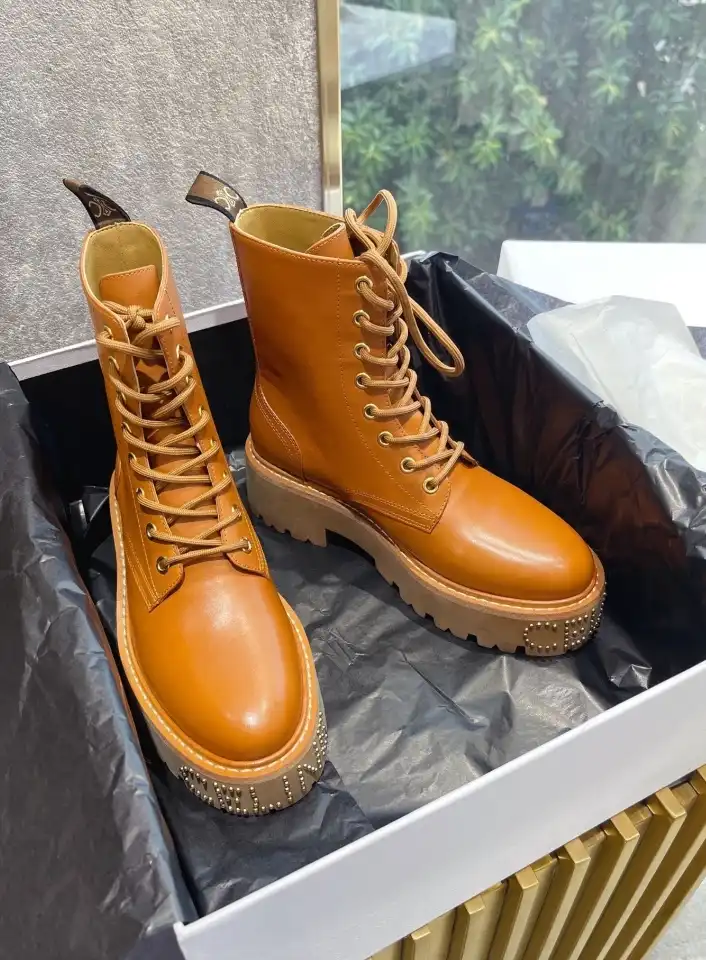 hype Celine Boots