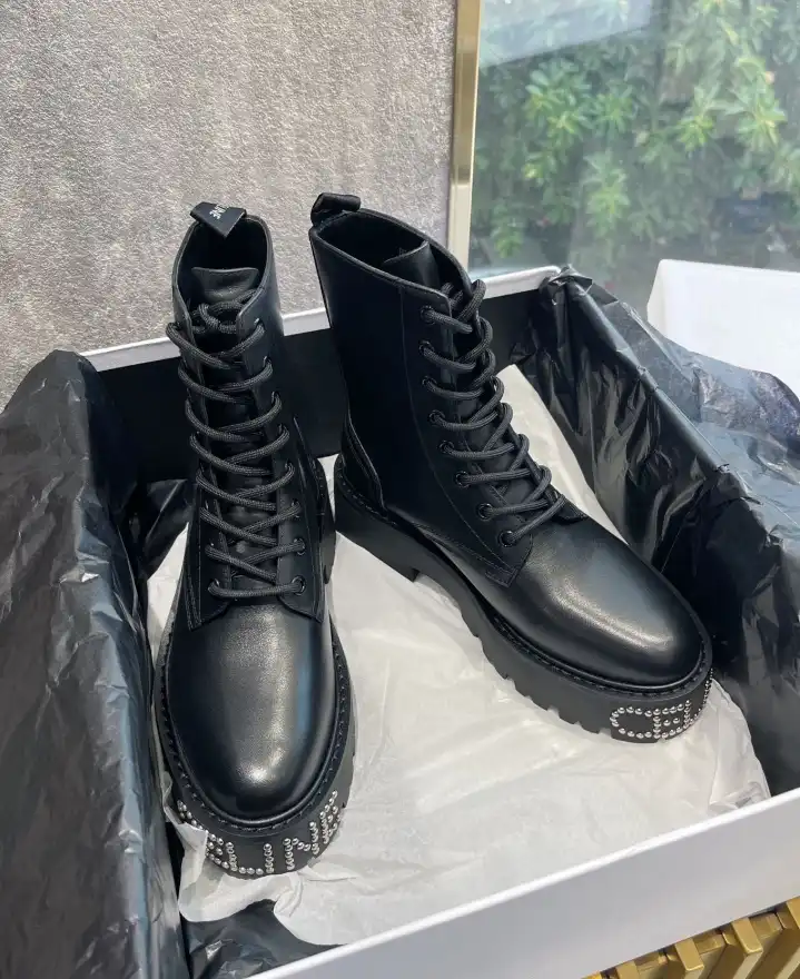 hype Celine Boots