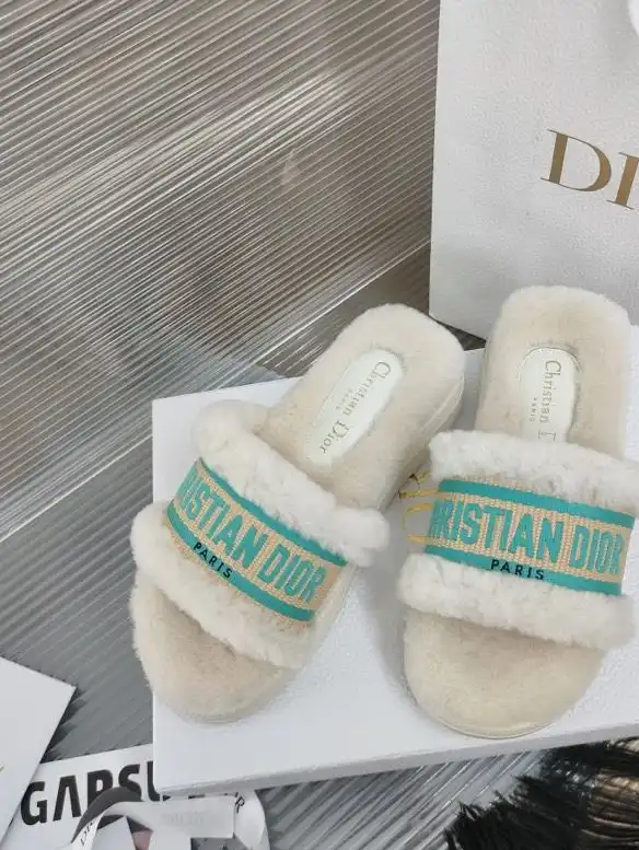 hype Christian Dior Slippers