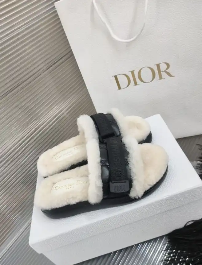 hype Christian Dior Slippers