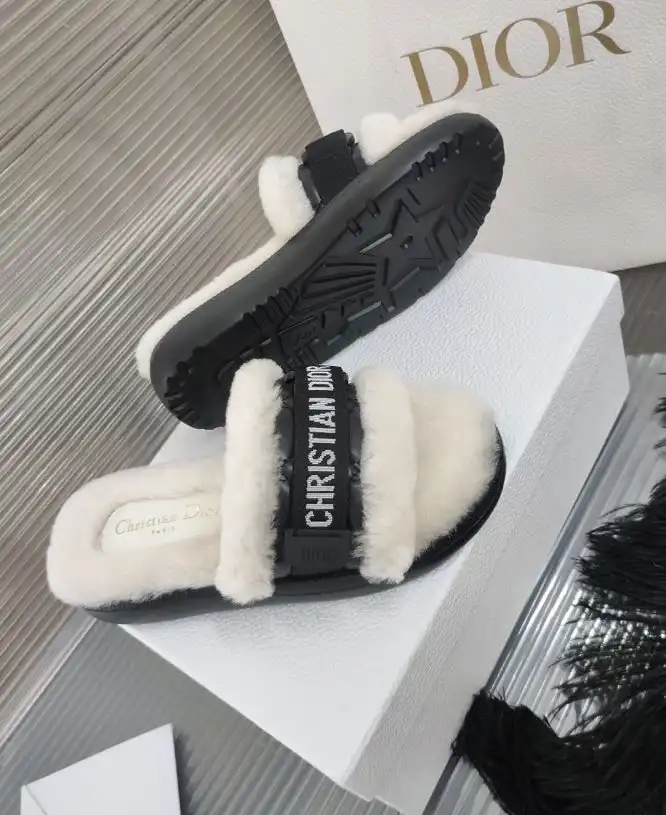 hype Christian Dior Slippers