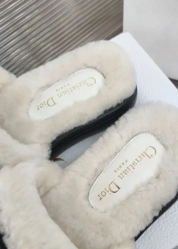 hype Christian Dior Slippers