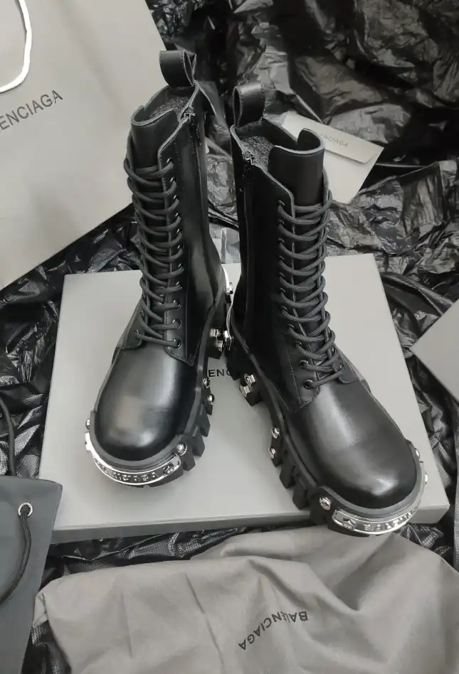 hype Balenciaga Boots