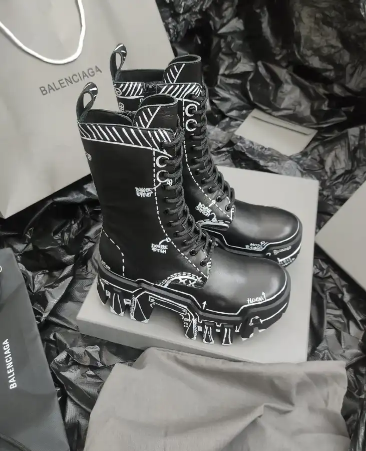 hype Balenciaga Boots