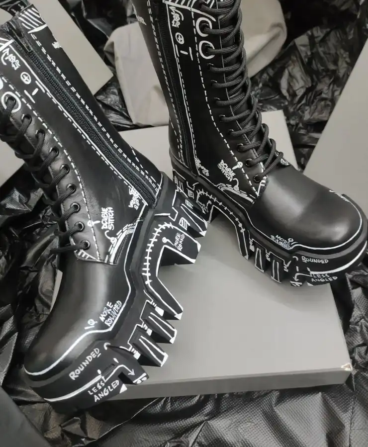 hype Balenciaga Boots